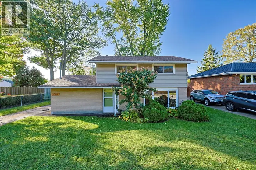 Detached at 1081 TALFOURD STREET, Sarnia