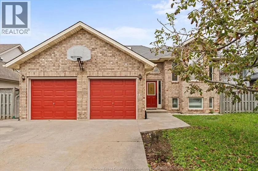 Detached at 2820 Wildberry CRESCENT, Tecumseh