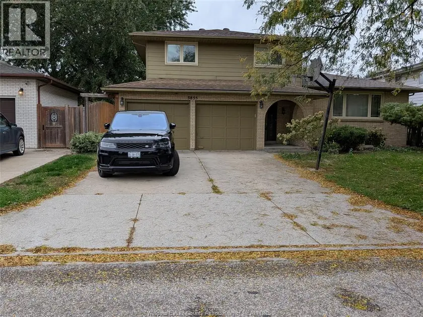 Detached at 3855 BORRELLI DRIVE, Windsor