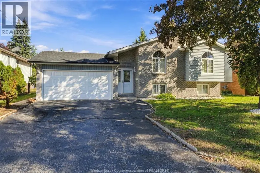 Detached at 239 BOUFFARD ROAD, LaSalle
