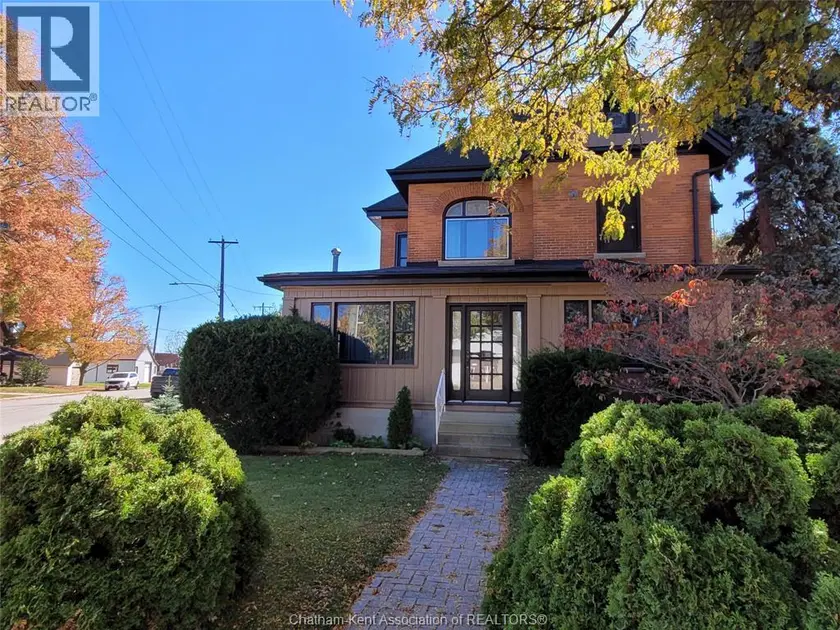 Detached at 61 LONDON ROAD, Thamesville