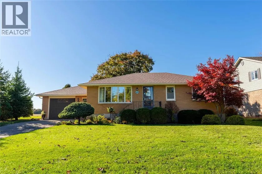 Detached at 700 CENTENNIAL STREET, Plympton-Wyoming