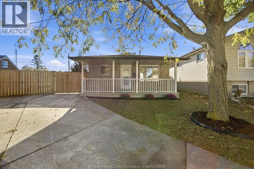 Detached at 3981 BLISS ROAD, Windsor
