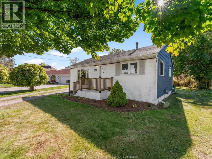 Detached at 1355 Sprucewood, LaSalle