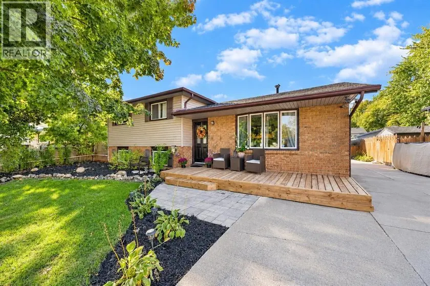 Apartment at 315 Brentwood CRESCENT, St Clair
