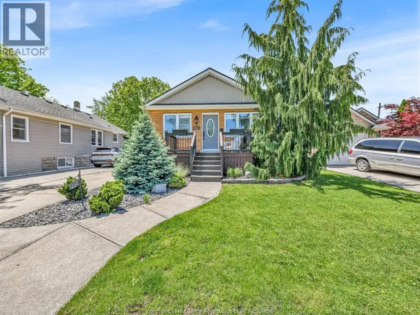 Detached at 1161 PRADO PLACE, Windsor