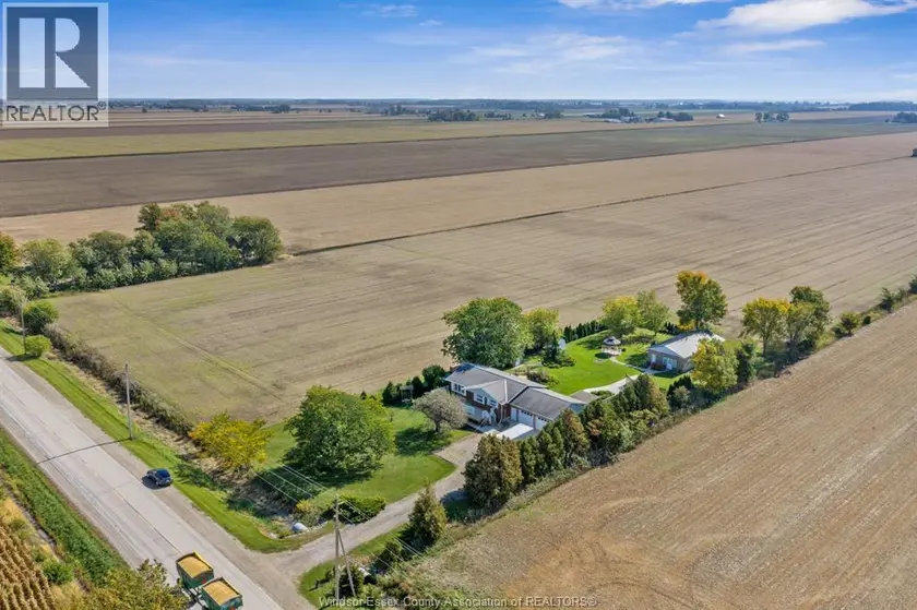 Detached at 920 Essex Road 14, Leamington