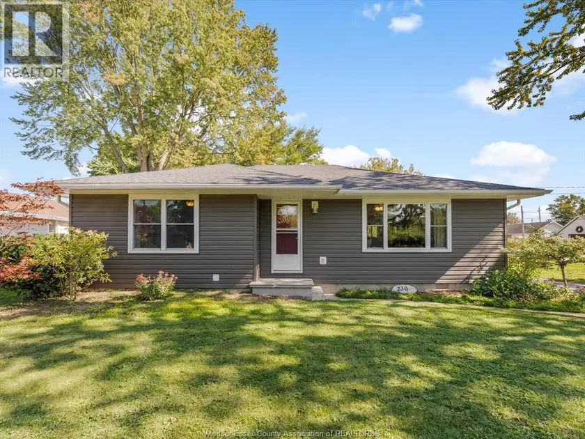 Detached at 230 CARUHEL, Lakeshore