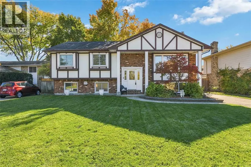Detached at 1067 SHEFFIELD STREET, Sarnia