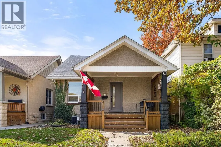 Detached at 1509 ELSMERE AVENUE, Windsor