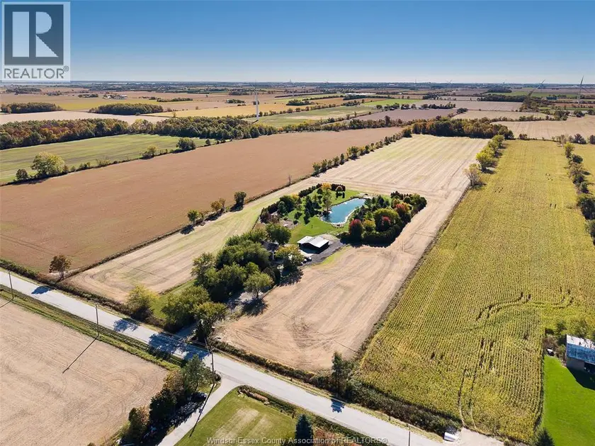 Detached at 530 ROAD 11, Kingsville