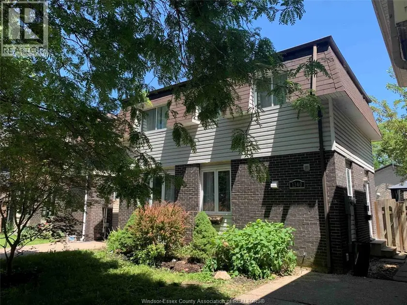 Detached at 1340 COTTAGE PLACE, Windsor
