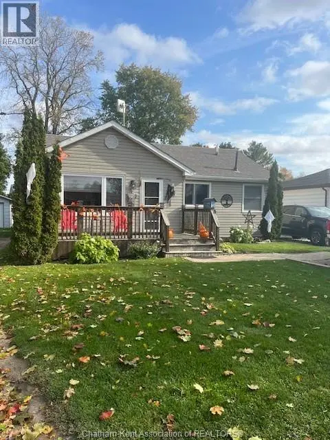 Detached at 5 STANDAERT ROAD, Chatham
