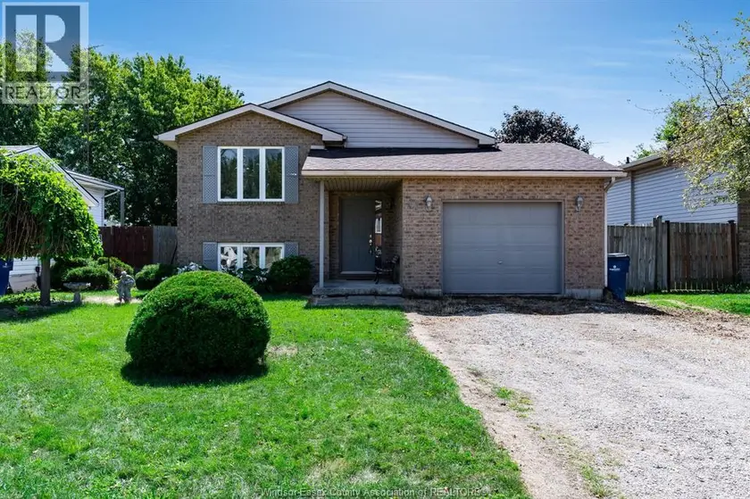Detached at 55 MASSEY DRIVE, Tilbury