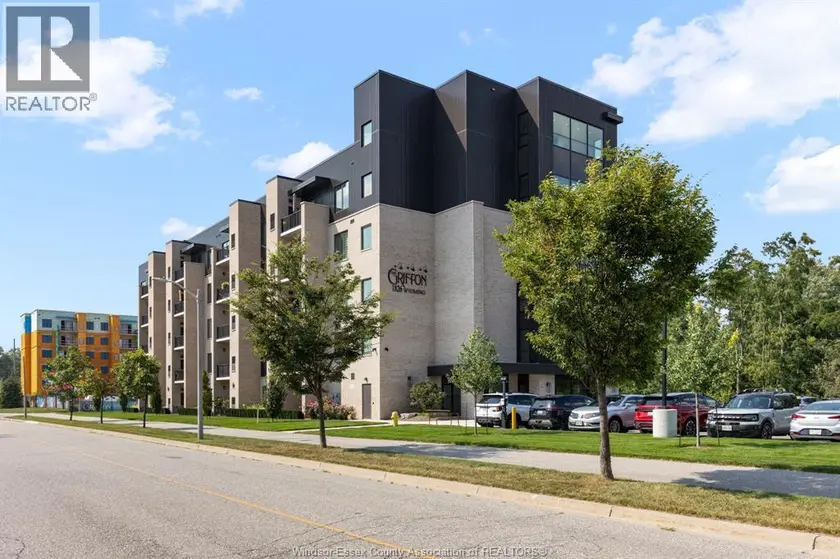 Apartment at 1826 Wyoming AVENUE Unit# 105, LaSalle