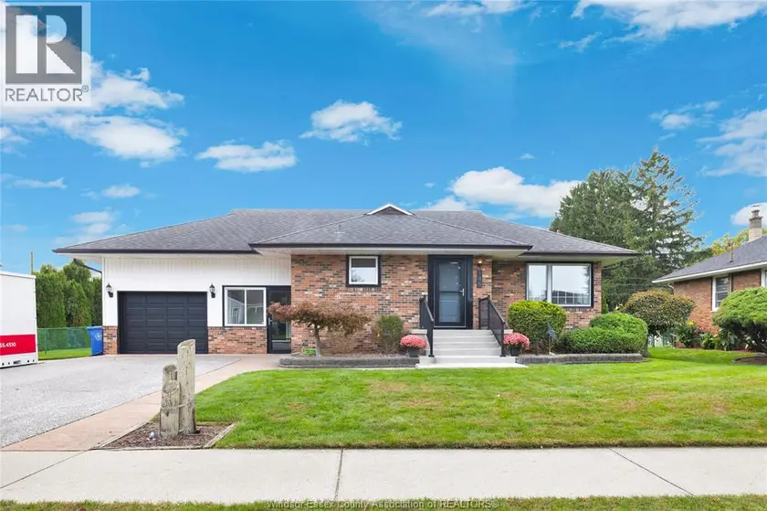 Detached at 146 HURON, LaSalle