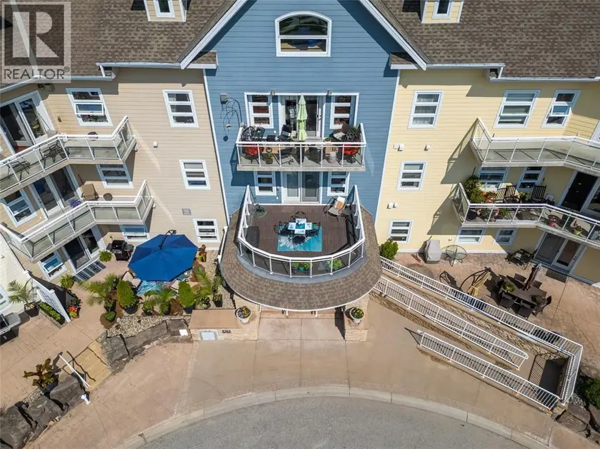 Apartment at 1550 VENETIAN BOULEVARD Unit# 211, Point Edward