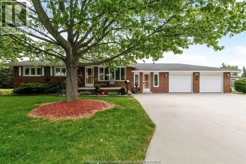 Detached at 2530 ST . ALPHONSE AVENUE, Tecumseh