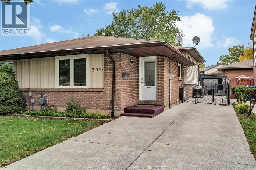 Apartment at 3090 FAIRLANE CRESCENT, Windsor