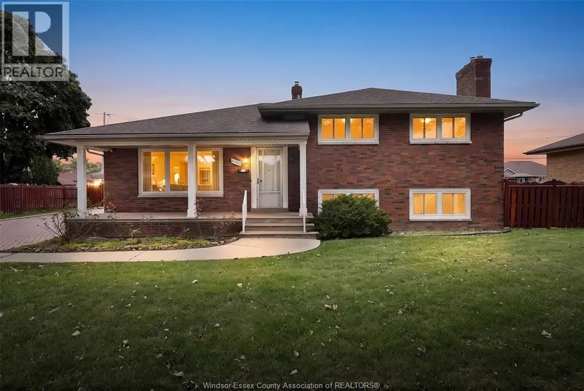 Detached at 1599 PARTINGTON AVENUE, Windsor