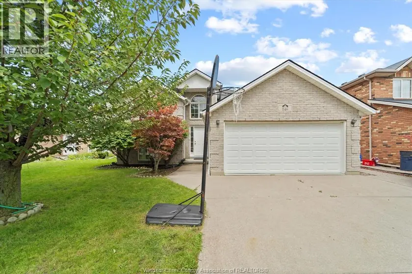 Detached at 846 MARCUZ COURT, Windsor