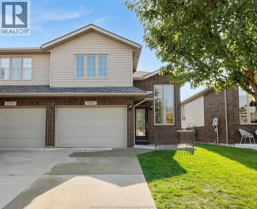 Semi-Detached/Link at 11925 BOULDER CRESCENT, Windsor