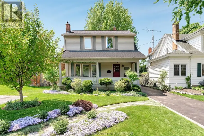 Detached at 82 Robertson AVENUE, Chatham