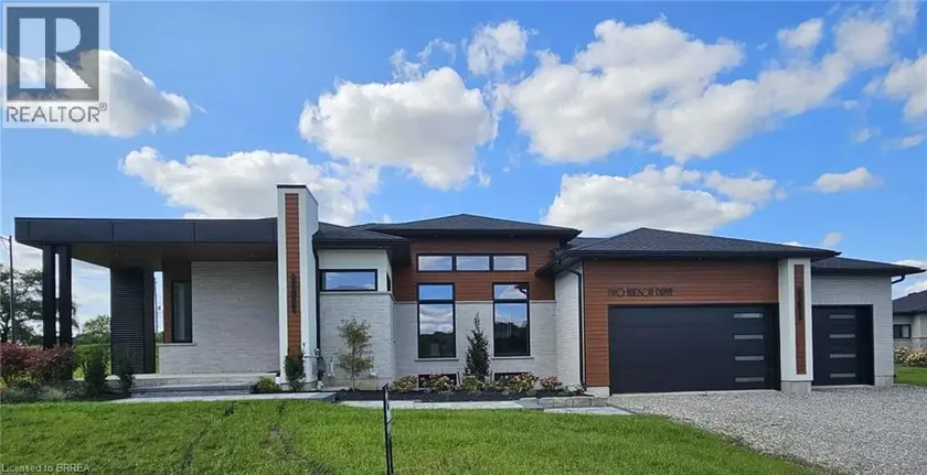 Detached at 2 HUDSON Drive, Brantford