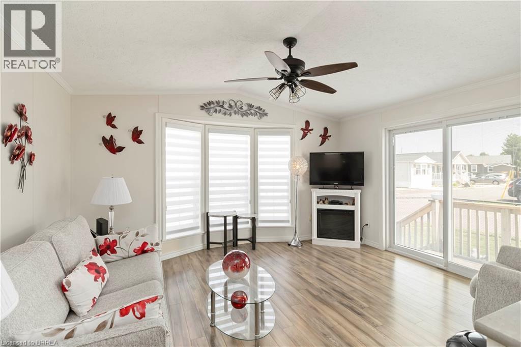 Detached at 27 ELM Street, Puslinch
