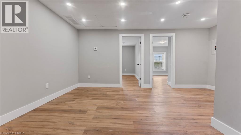 Apartment at 302 COLBORNE Street Unit# 2, Brantford