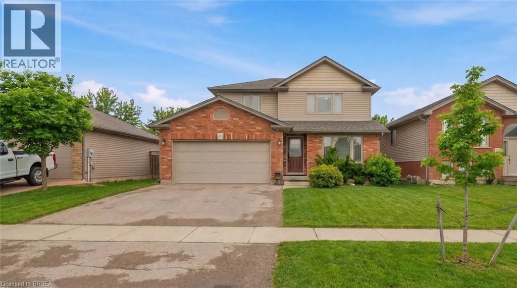 Detached at 40 MISSION Road, Brantford