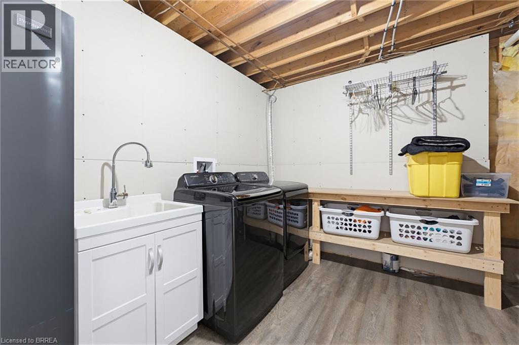 Detached at 60 ST. PATRICK'S Drive, Brantford