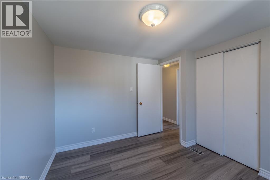 Townhouse at 24 OAKHILL Drive Unit# C, Brantford