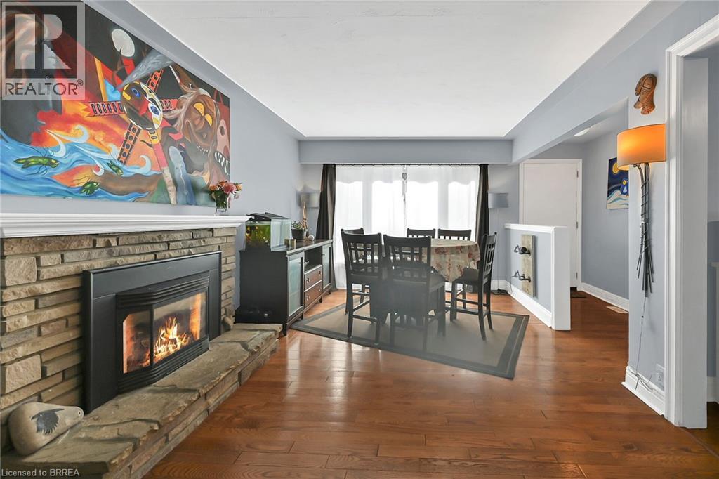 Detached at 56 FORSYTHE Avenue, Brantford