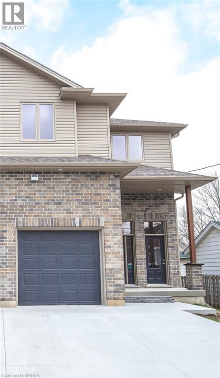 Semi-Detached/Link at 355 WELLINGTON Street, Brantford