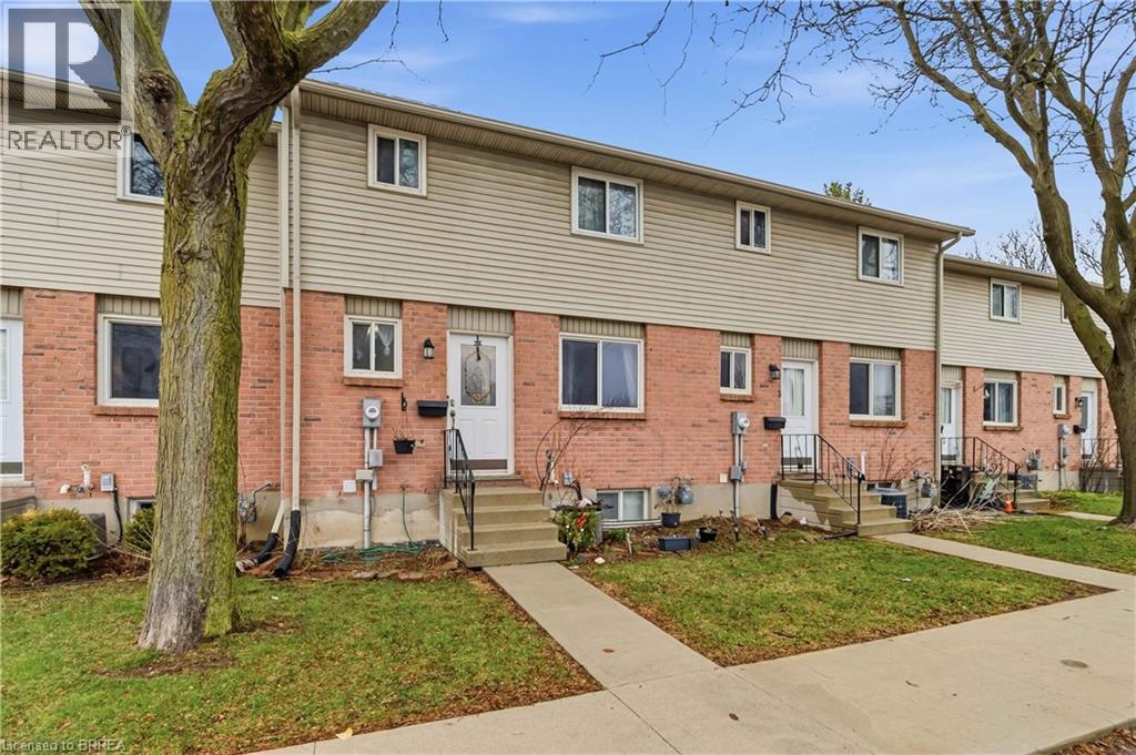 Townhouse at 486 SPRINGBANK Avenue N Unit# 4, Woodstock