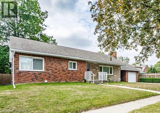 Detached at 75 HENDERSON Avenue, Brantford
