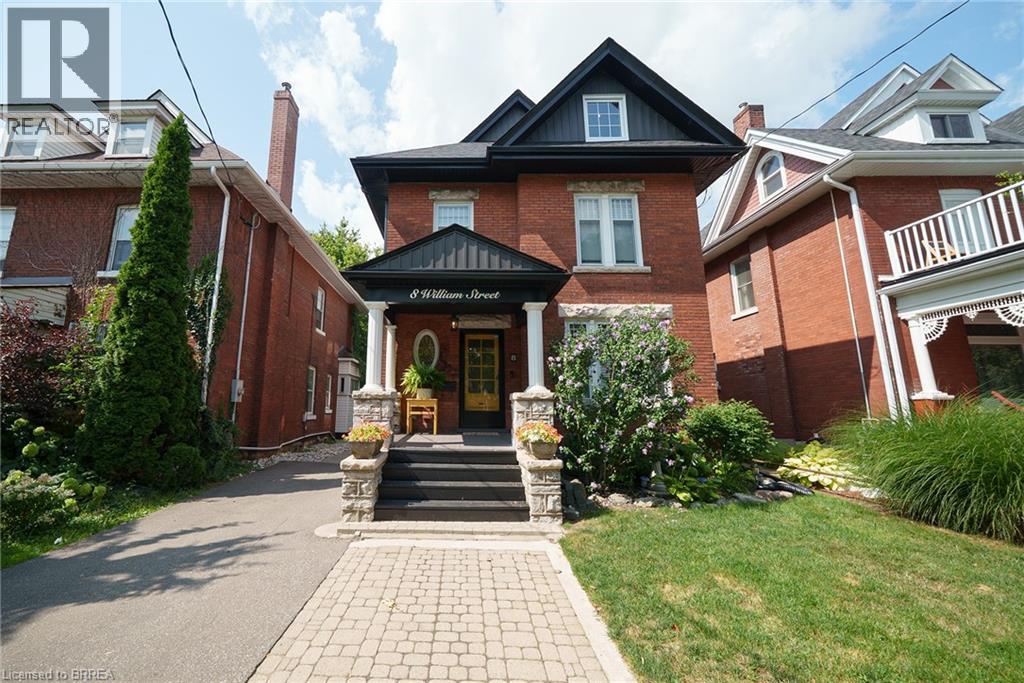 Detached at 8 WILLIAM Street, Brantford