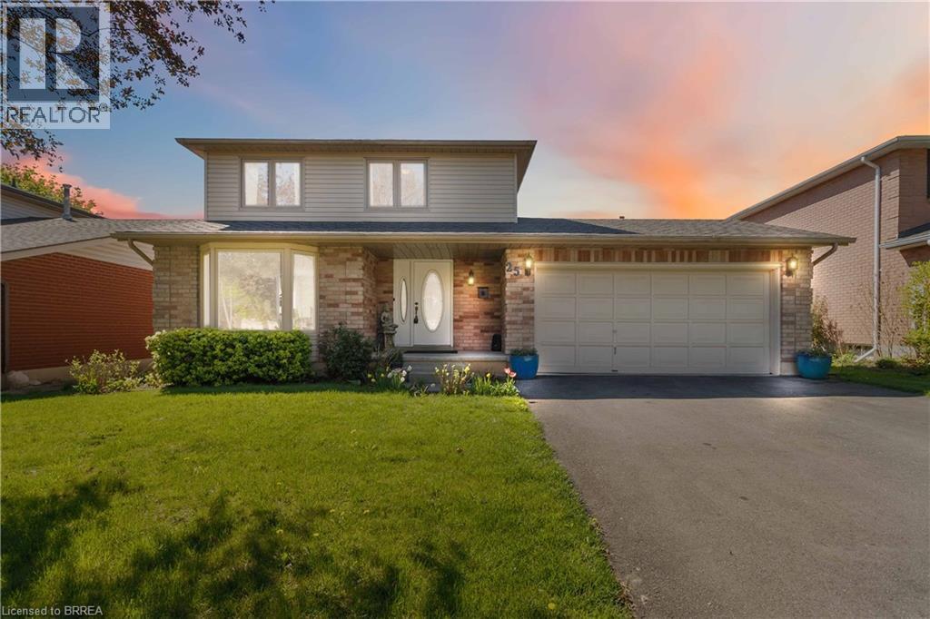 Detached at 25 WINTER Way, Brantford