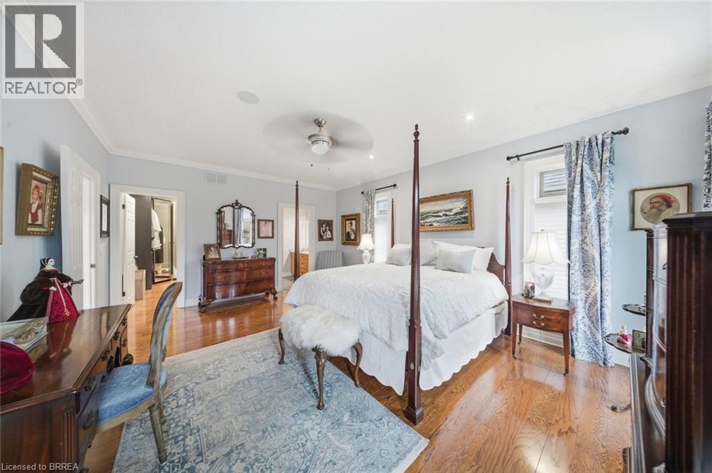 Detached at 7 OCEAN Way, Port Dover
