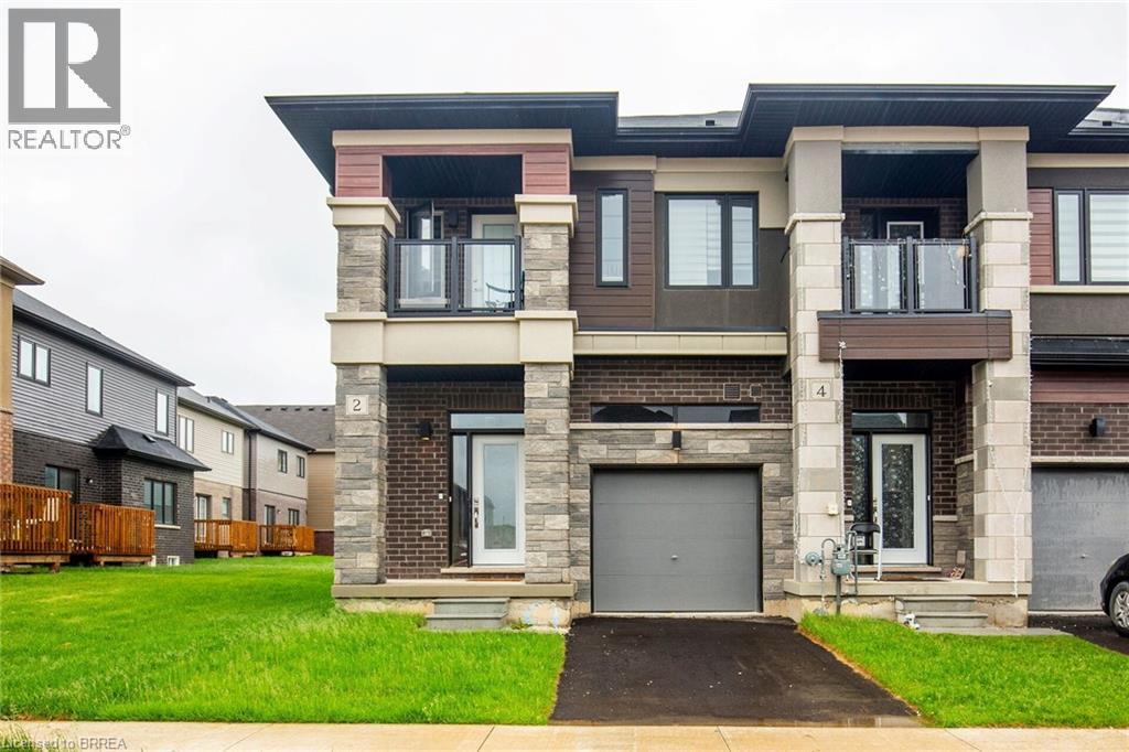 Townhouse at 2 COPEMAN Avenue, Brantford