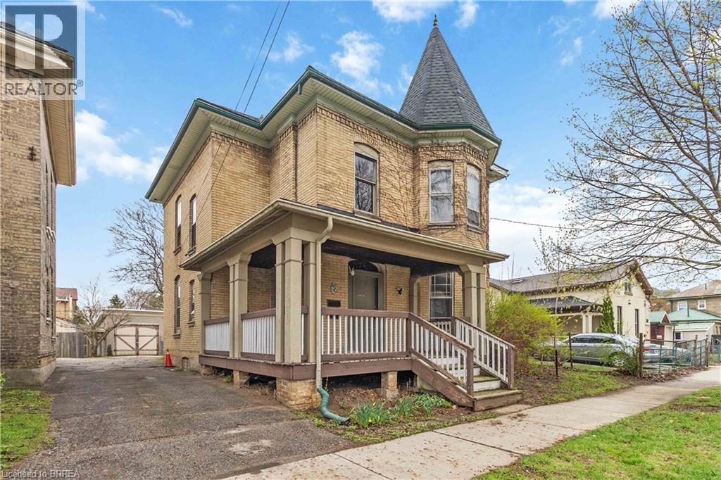 Detached at 74 PEARL Street, Brantford