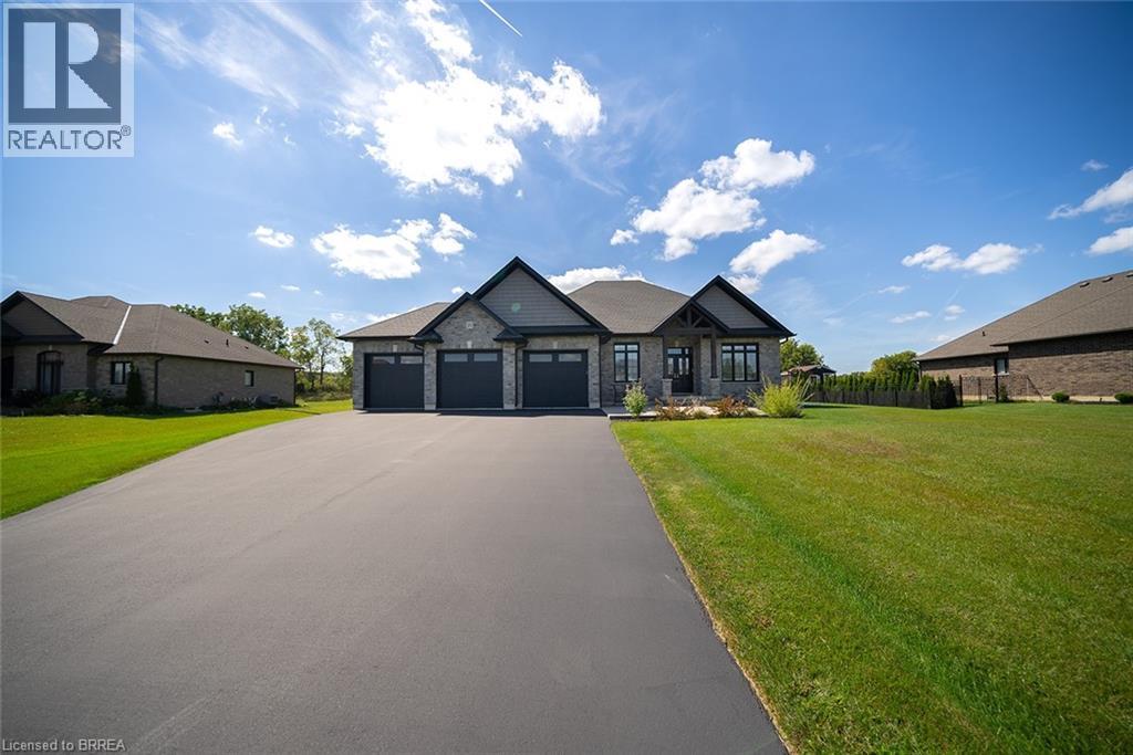 Detached at 21 TEDLEY Boulevard, Brantford