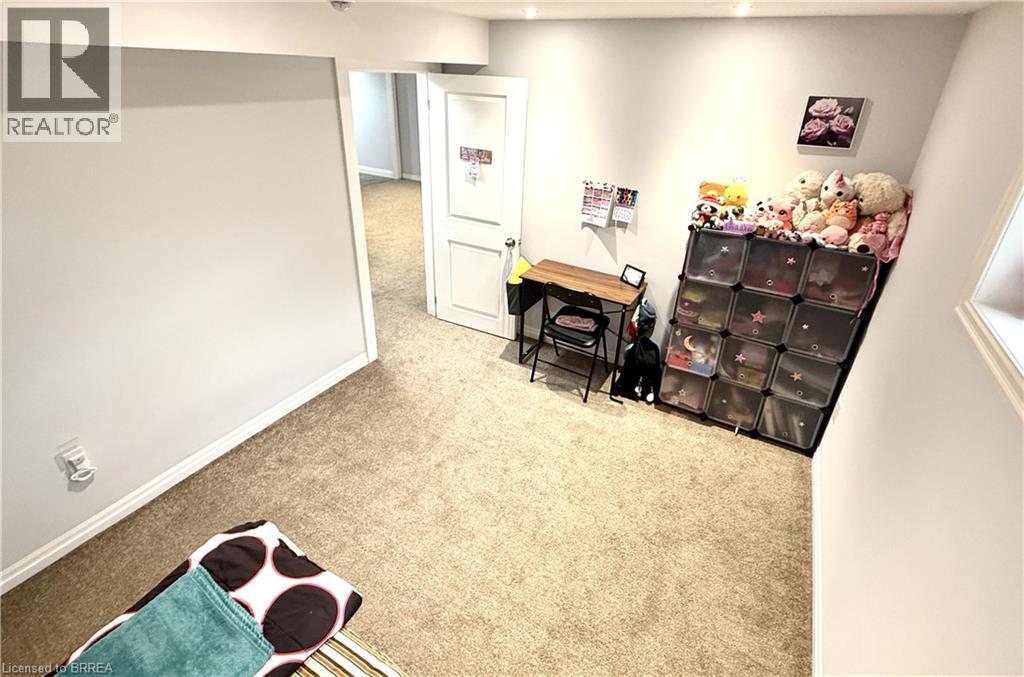 Townhouse at 1 CHAMBERLAIN Avenue Unit# 9, Ingersoll