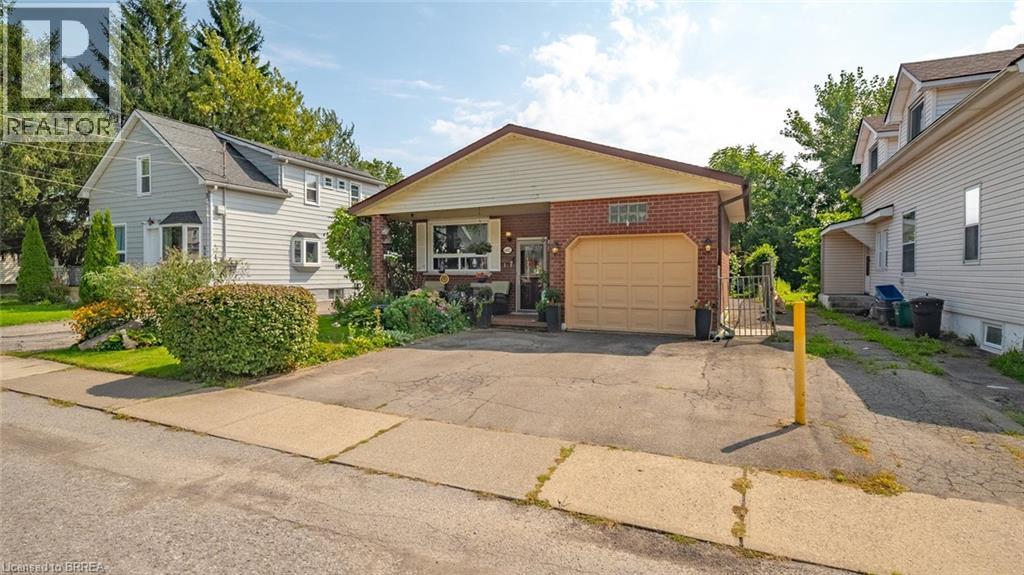 Detached at 6442 TAYLOR Street, Niagara Falls
