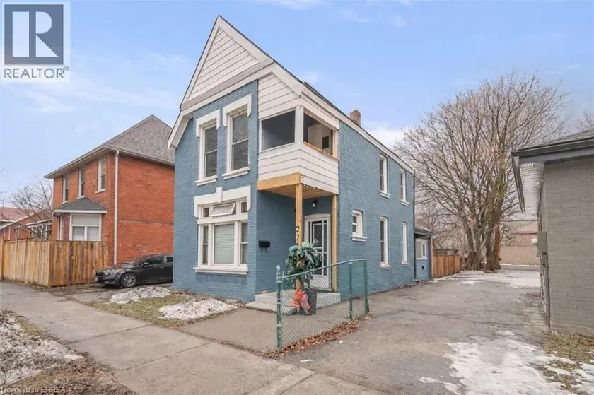 Detached at 276 DALHOUSIE Street, Brantford