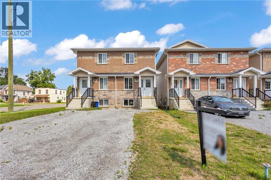 Semi-Detached/Link at 157 GROVE Street, Simcoe