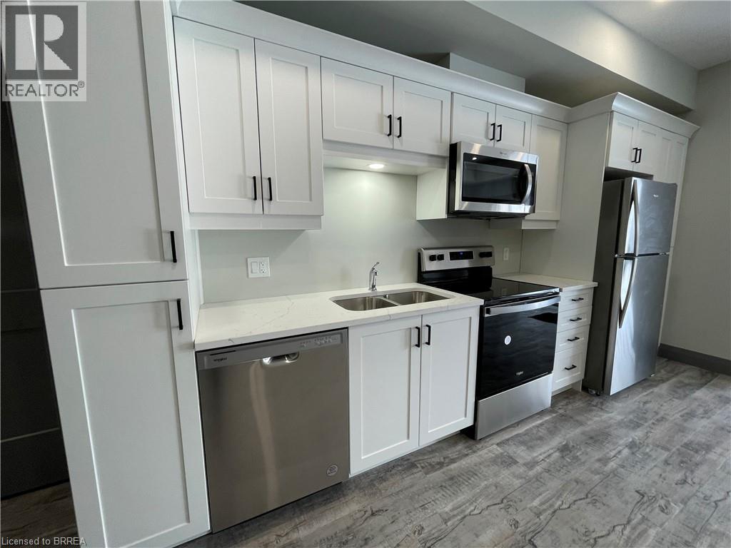 Apartment at 600 NORFOLK Street Unit# 202, Simcoe