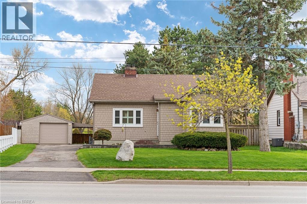 Detached at 111 TOLLGATE Road, Brantford