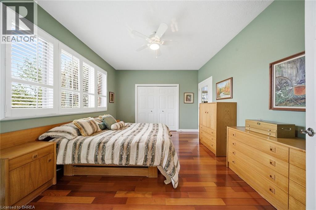 Detached at 74 FRANKLIN Street, Brantford